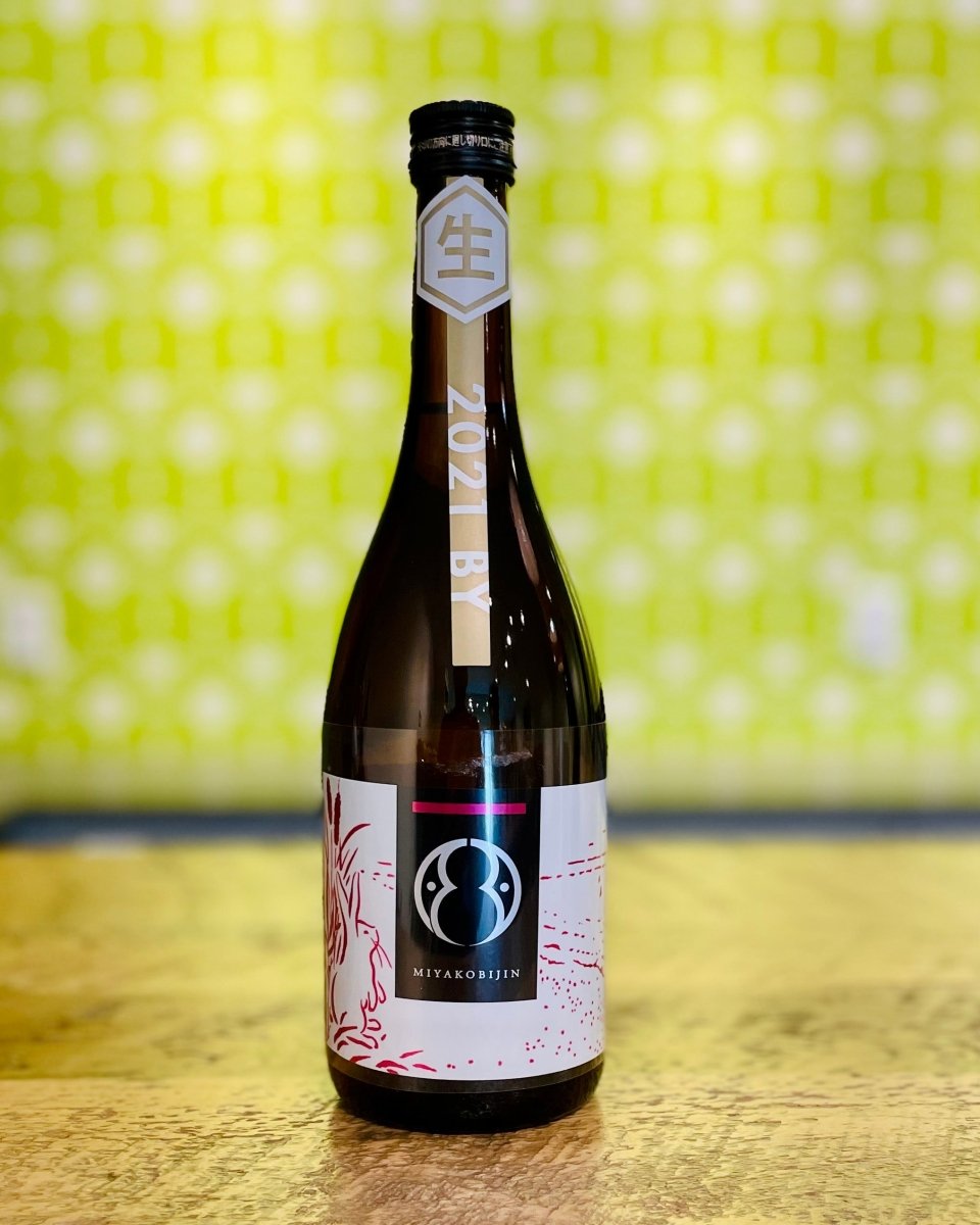 Miyakobijin Shuzo Usagi Sake 720ml - #neighbors_wine_shop#