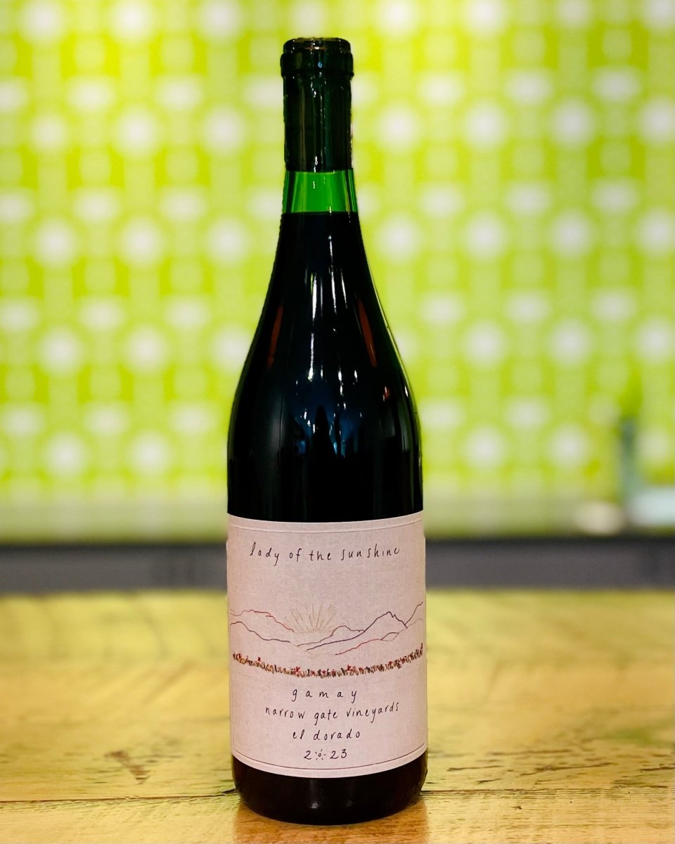 Lady of the Sunshine - Narrow Gate Vineyards Gamay 2023 - #neighbors_wine_shop#